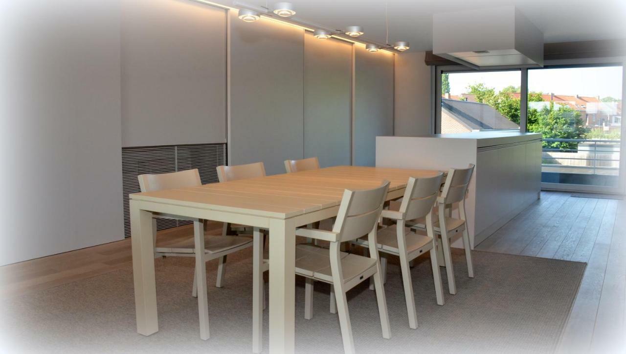 Apartmán Puerto Colon Ieper Exteriér fotografie